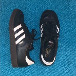 adidas indoor soccer shoes